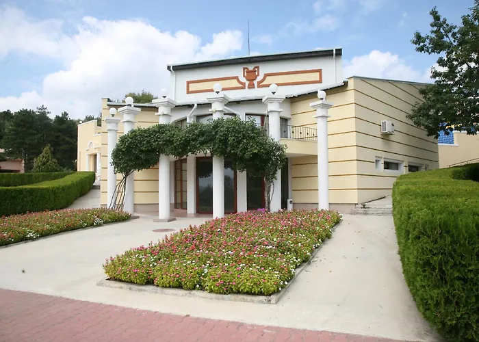 Duni Pelican Hotel